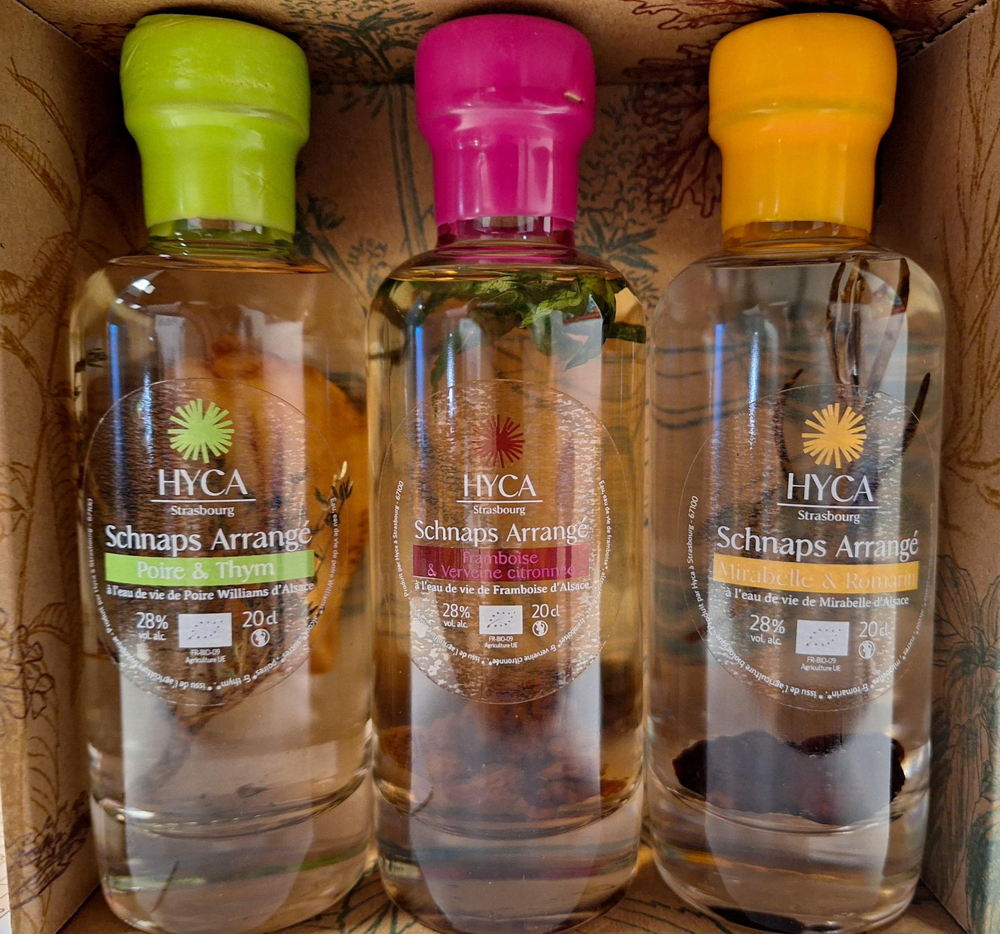 Coffret 3 schnaps arrangés x 20 cl - UNIQUEMENT ENLEVEMENT ATELIER OU MARCHE OFF